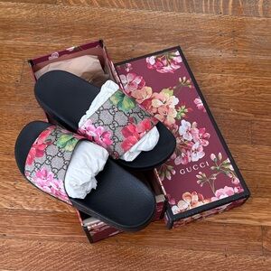 Gucci Multicolor Floral Slides NIB